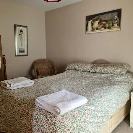 Entire Cottage- Suit Couple Or Family 2, Max 5 * York